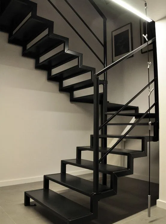Metalwork design reference: Metal Stairs